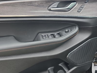 2025 Jeep Grand Cherokee GRAND CHEROKEE OVERLAND 4X4