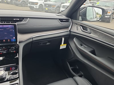 2025 Jeep Grand Cherokee GRAND CHEROKEE OVERLAND 4X4