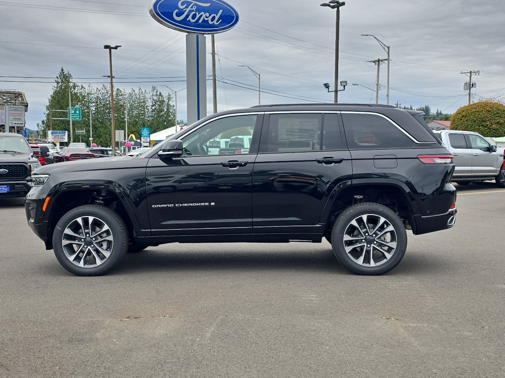 2025 Jeep Grand Cherokee GRAND CHEROKEE OVERLAND 4X4