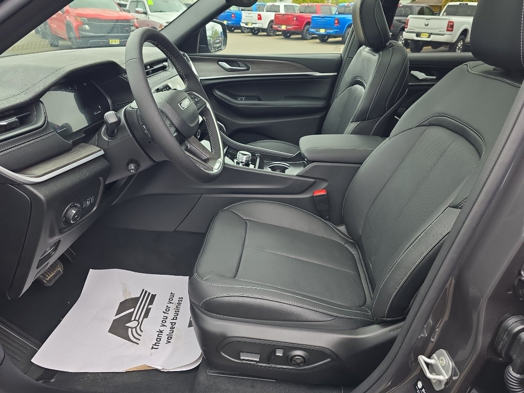 2026 Jeep Grand Cherokee GRAND CHEROKEE L LIMITED RESERVE 4X4