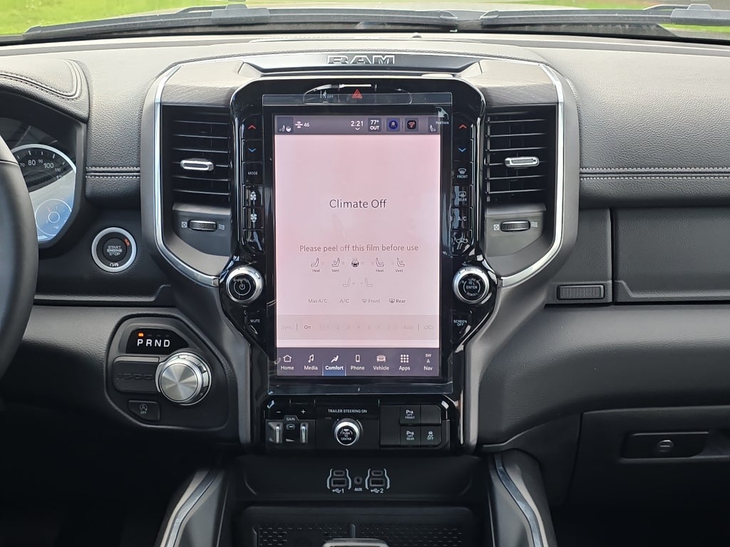 2026 RAM Ram 1500 RAM 1500 LARAMIE CREW CAB 4X2 5'7' BOX