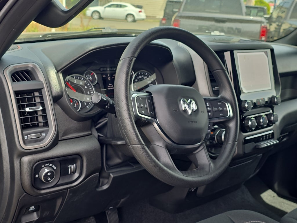 2025 RAM Ram 1500 RAM 1500 TRADESMAN CREW CAB 4X4 5'7' BOX