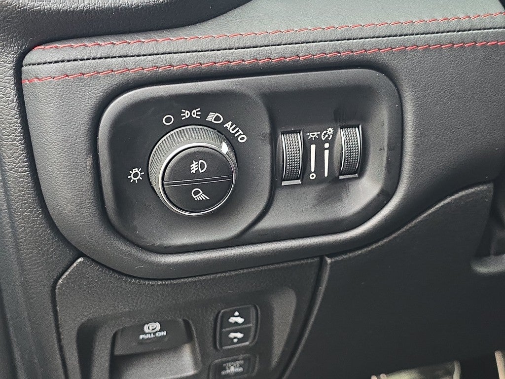 2026 RAM Ram 1500 RAM 1500 RHO CREW CAB 4X4 5'7' BOX