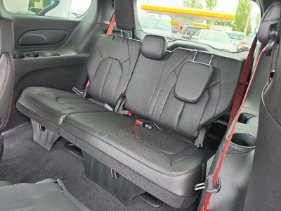 2027 Chrysler Pacifica PACIFICA SELECT