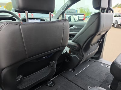 2027 Chrysler Pacifica PACIFICA SELECT