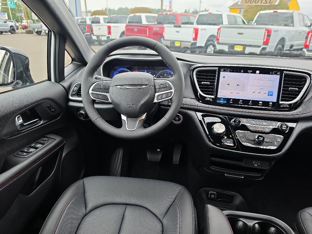 2027 Chrysler Pacifica PACIFICA SELECT