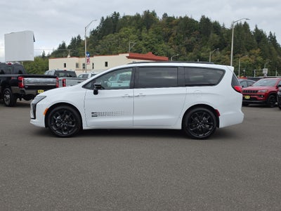 2027 Chrysler Pacifica PACIFICA SELECT