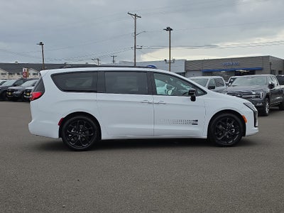 2027 Chrysler Pacifica PACIFICA SELECT