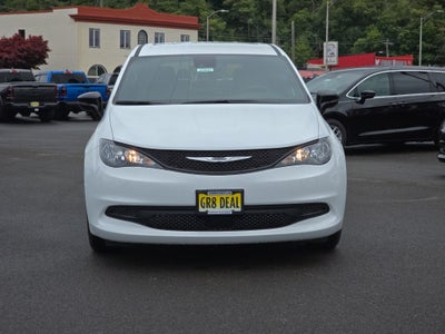2025 Chrysler Voyager VOYAGER LX