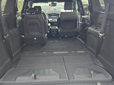 2025 Chrysler Voyager VOYAGER LX