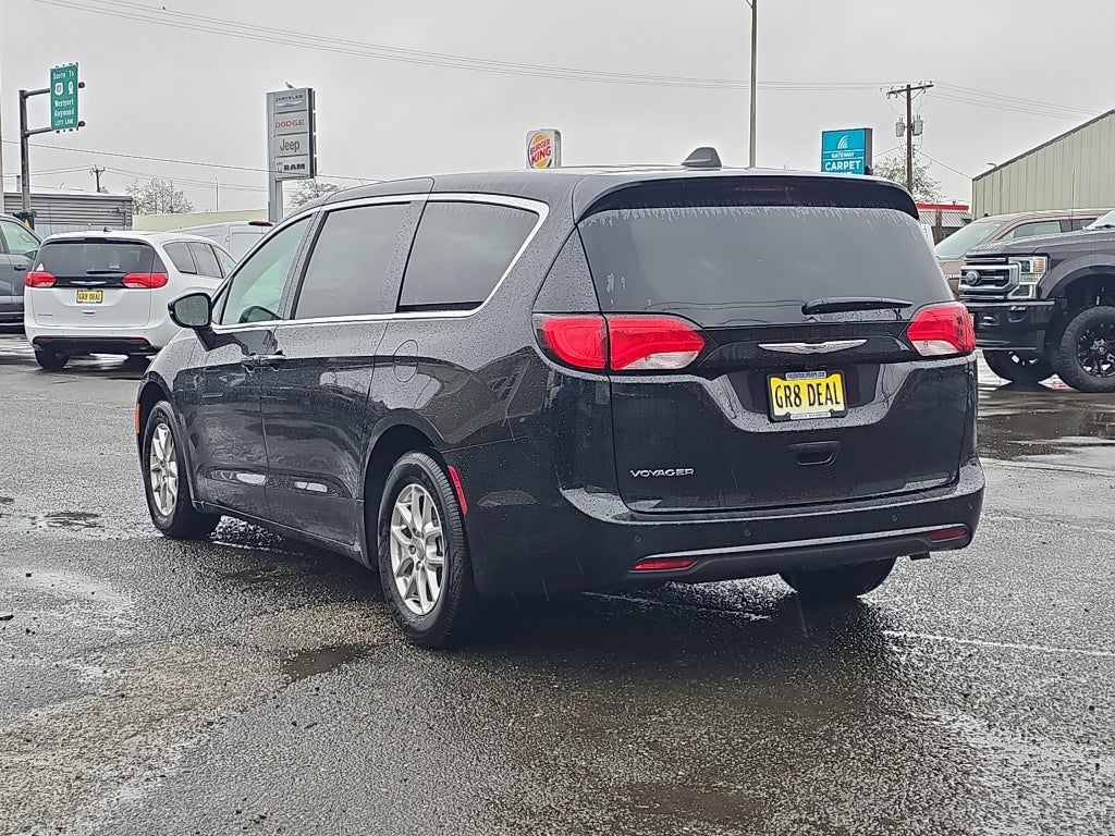 2025 Chrysler Voyager VOYAGER LX