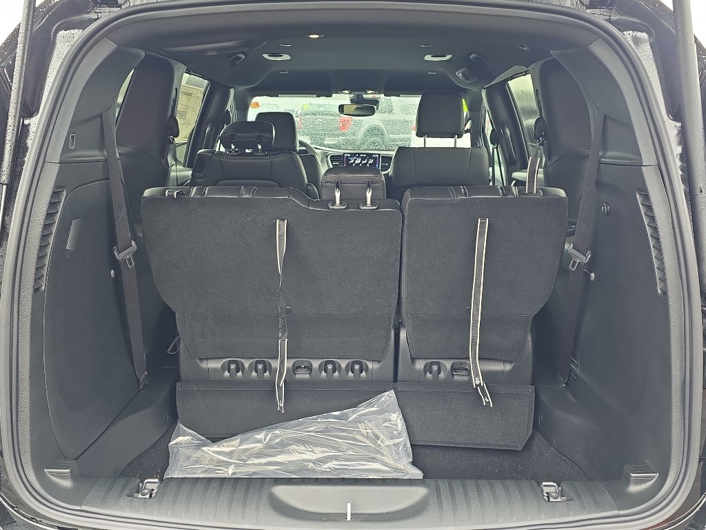 2025 Chrysler Voyager VOYAGER LX