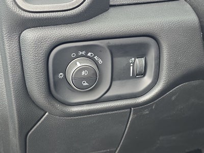 2025 RAM Ram 3500 RAM 3500 TRADESMAN CREW CAB 4X4 8' BOX