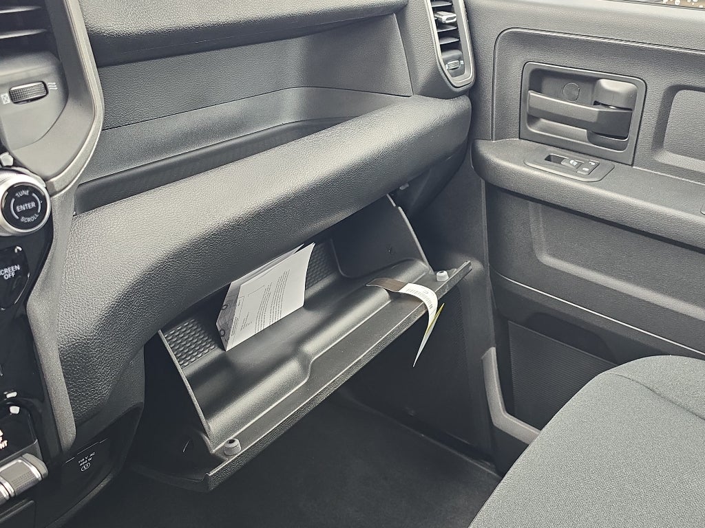 2025 RAM Ram 3500 RAM 3500 TRADESMAN CREW CAB 4X4 8' BOX