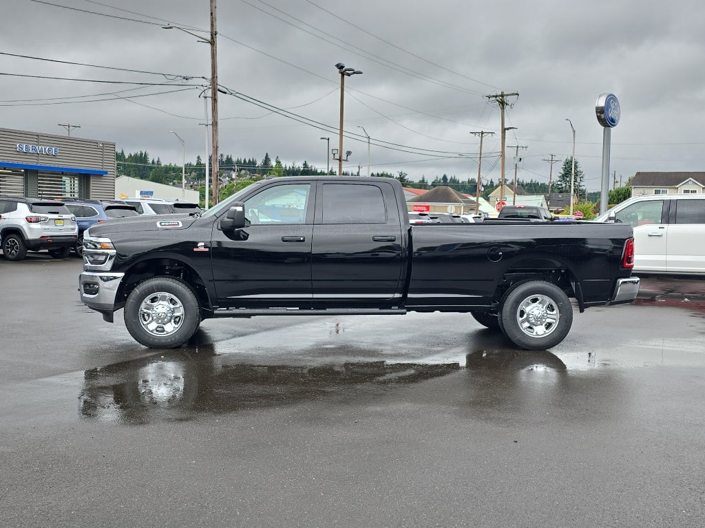 2025 RAM Ram 3500 RAM 3500 TRADESMAN CREW CAB 4X4 8' BOX