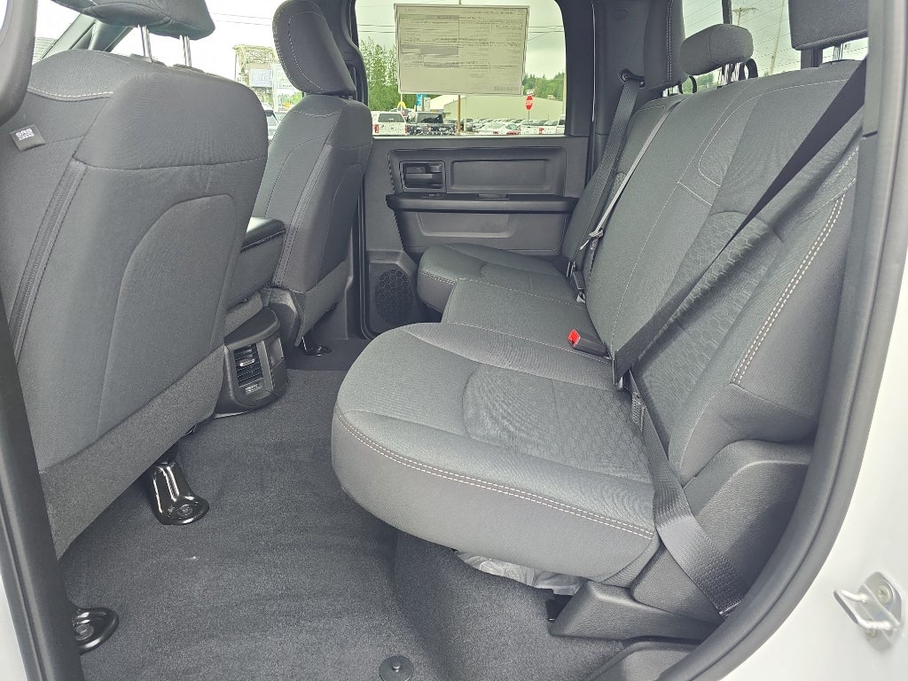 2025 RAM Ram 3500 RAM 3500 TRADESMAN CREW CAB 4X4 8' BOX