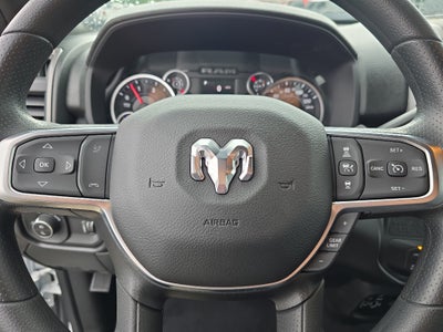 2025 RAM Ram 3500 RAM 3500 TRADESMAN CREW CAB 4X4 8' BOX