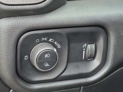 2025 RAM Ram 2500 RAM 2500 TRADESMAN CREW CAB 4X4 8' BOX