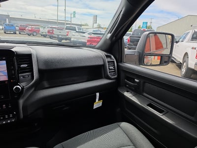 2026 RAM Ram 2500 RAM 2500 BLACK EXPRESS CREW CAB 4X4 8' BOX