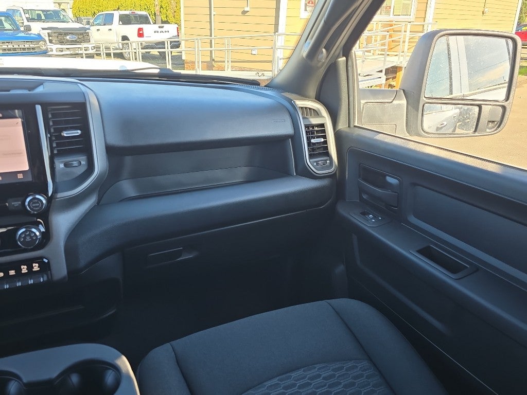 2026 RAM Ram 2500 RAM 2500 BLACK EXPRESS CREW CAB 4X4 8' BOX