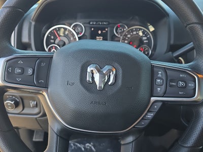 2026 RAM Ram 2500 RAM 2500 BLACK EXPRESS CREW CAB 4X4 8' BOX