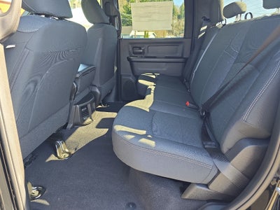 2026 RAM Ram 2500 RAM 2500 BLACK EXPRESS CREW CAB 4X4 8' BOX