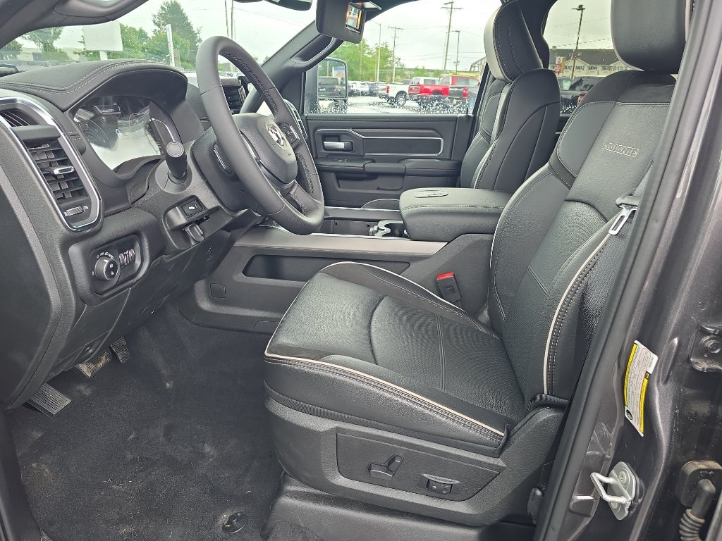 2025 RAM Ram 2500 RAM 2500 LARAMIE CREW CAB 4X4 8' BOX