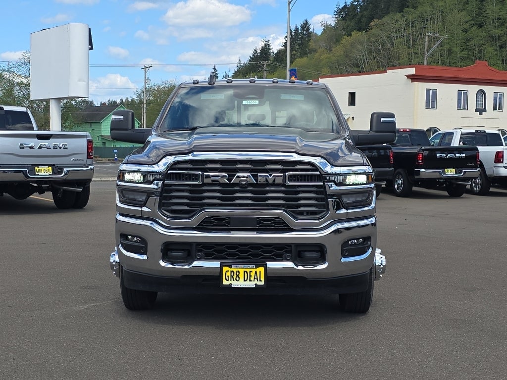 2026 RAM Ram 3500 RAM 3500 TRADESMAN CREW CAB 4X4 8' BOX