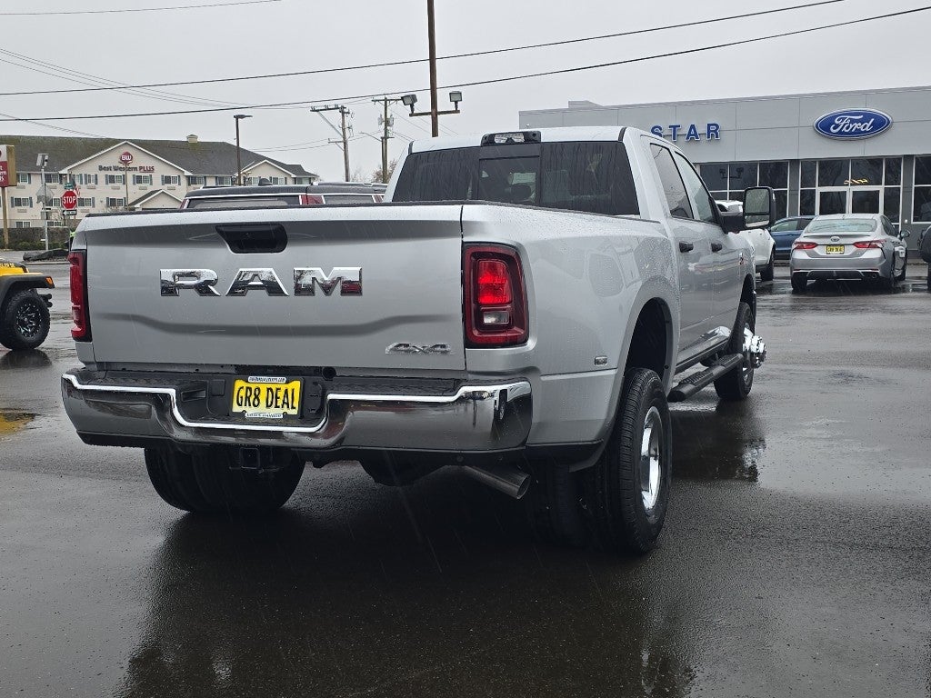 2026 RAM Ram 3500 RAM 3500 TRADESMAN CREW CAB 4X4 8' BOX