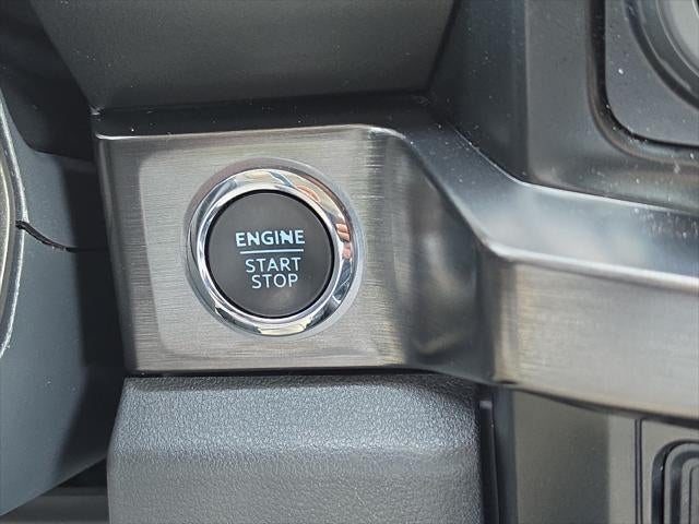 2023 Ford F-350 Super Duty LARIAT