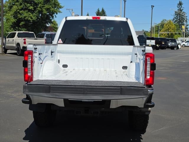 2023 Ford F-350 Super Duty LARIAT
