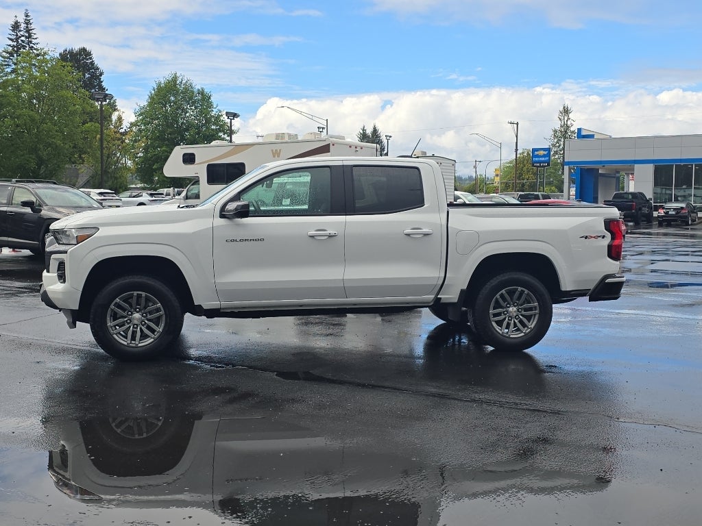 2024 Chevrolet Colorado 4WD LT