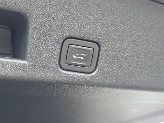 2024 Chevrolet Traverse FWD RS
