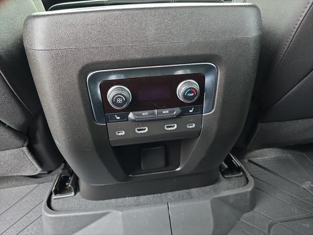 2023 Chevrolet Suburban 1500 Z71