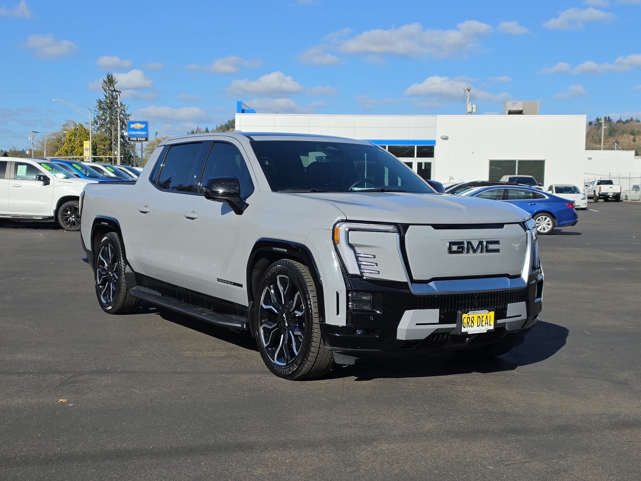 2025 GMC Sierra EV Denali