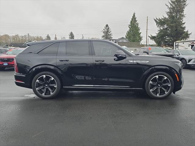 2025 Cadillac ESCALADE IQ Sport 2