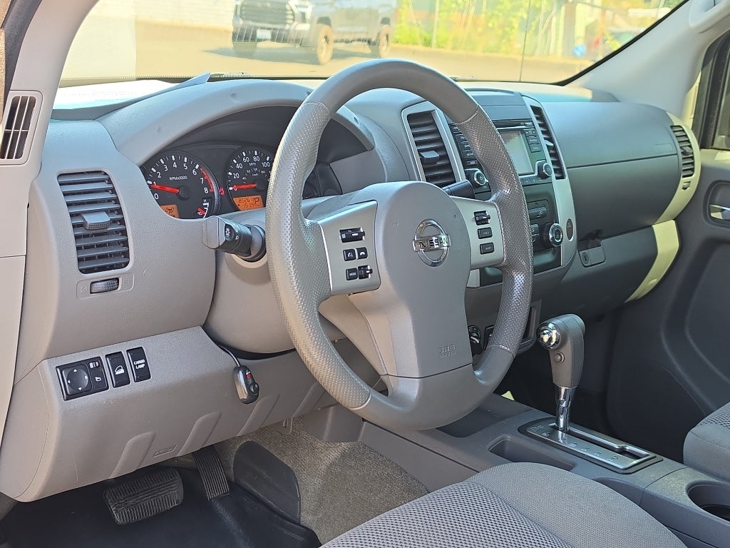 2017 Nissan Frontier SV V6