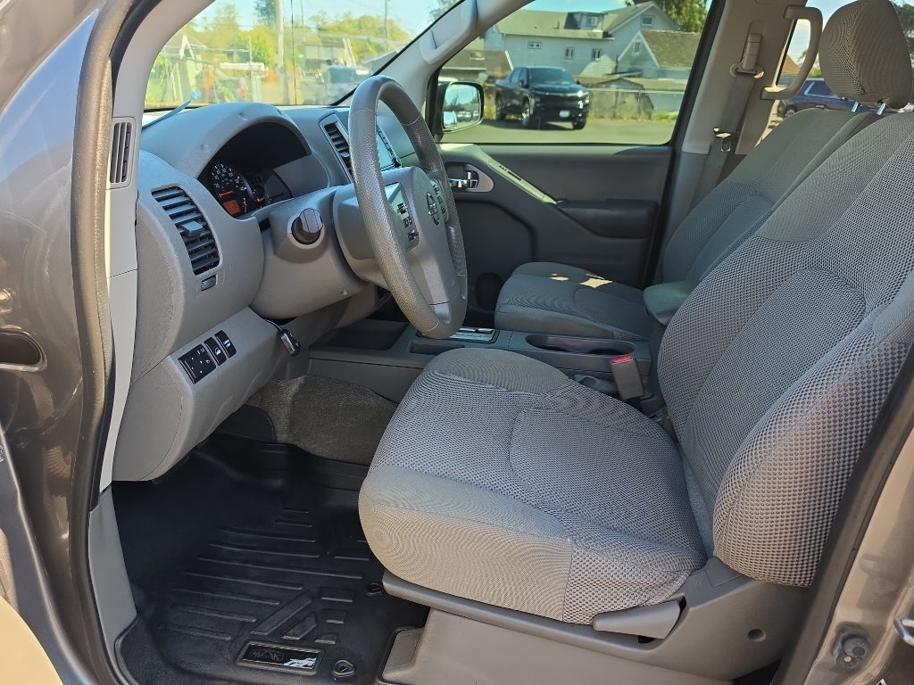 2017 Nissan Frontier SV V6