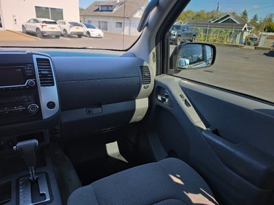 2017 Nissan Frontier SV V6