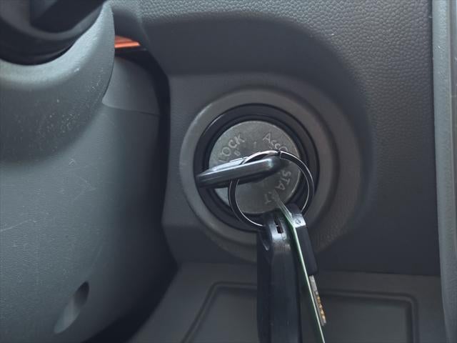2017 Nissan Frontier SV V6