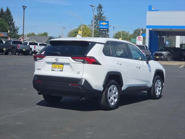 2025 Toyota RAV4 LE
