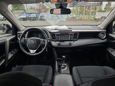 2017 Toyota RAV4 XLE