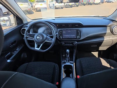 2022 Nissan Kicks SV
