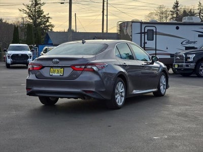 2022 Toyota Camry LE