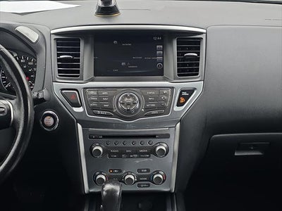 2017 Nissan Pathfinder SL