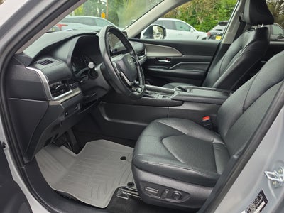 2025 Toyota Grand Highlander XLE