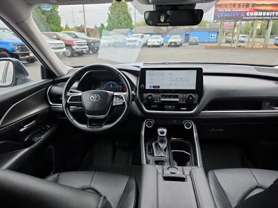 2025 Toyota Grand Highlander XLE