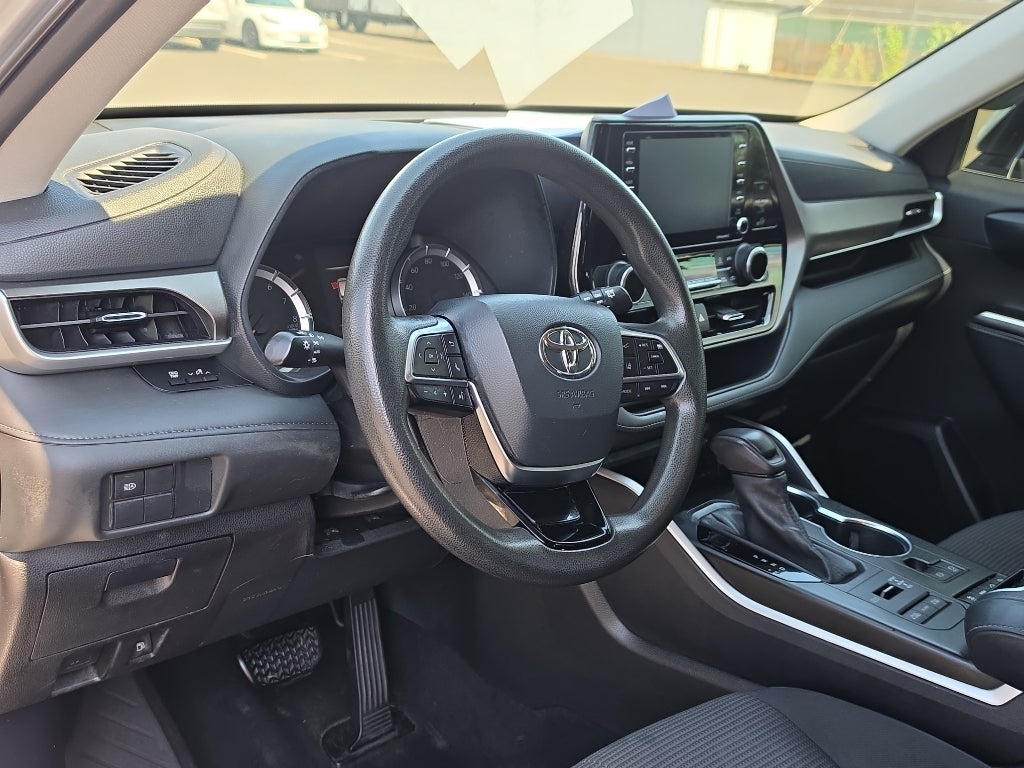 2020 Toyota Highlander L
