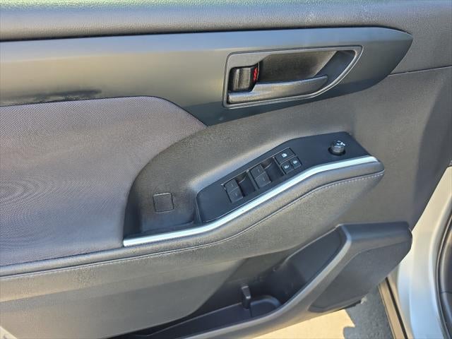2020 Toyota Highlander L