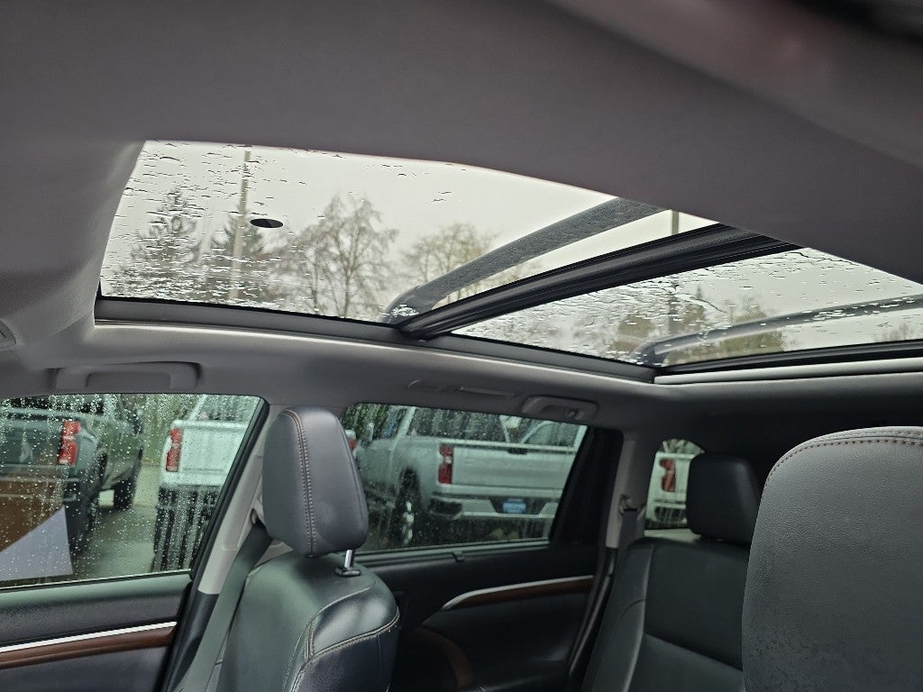 2015 Toyota Highlander Limited Platinum